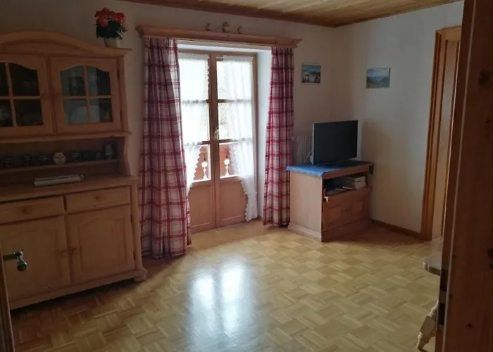 Ferienparadies Fuchsloch Апартаменты Waakirchen